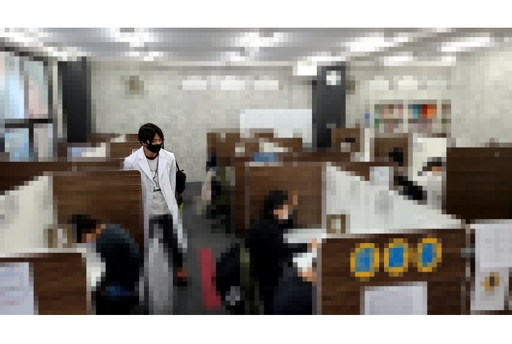 模擬試験実施中