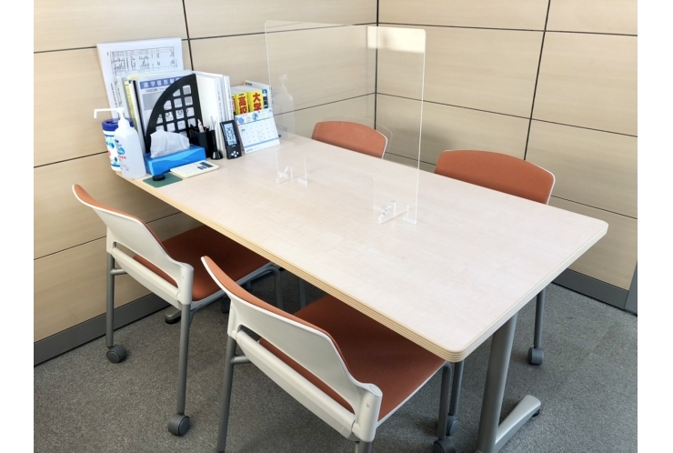 面談ブース (ｏ'ｰ')ノ ❘ ヽ('ｰ'ｏ)