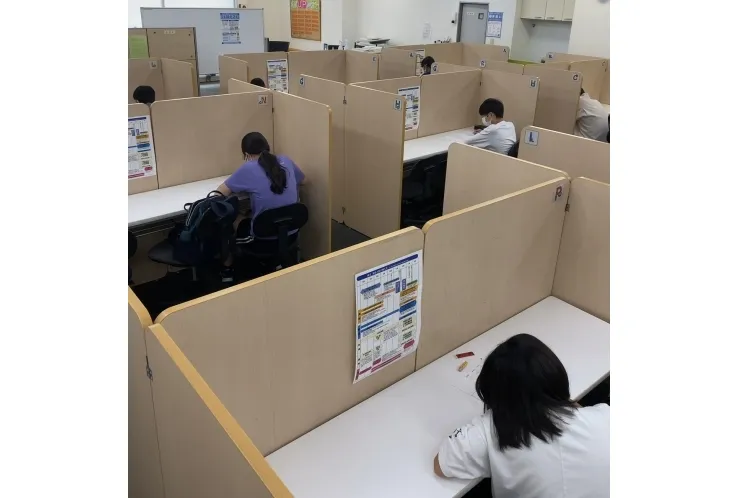 今日は塾内テストの日