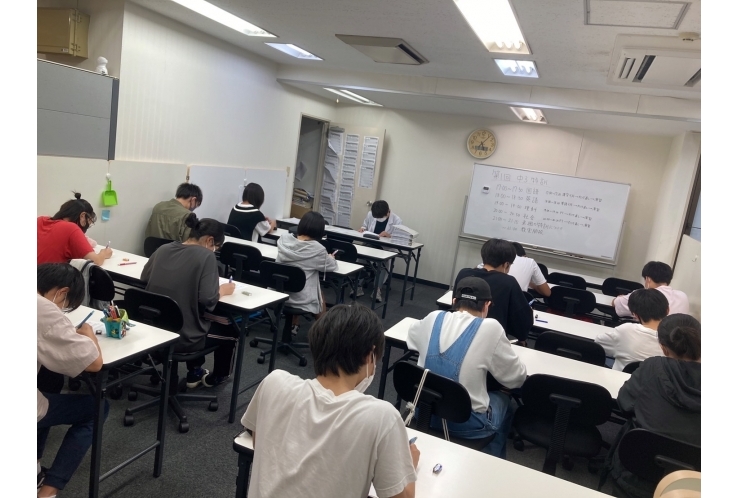中学3年生対象で「特訓」をやっています！