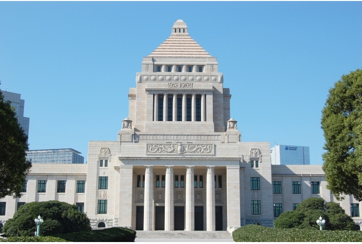 国の仕組みを知る人よ