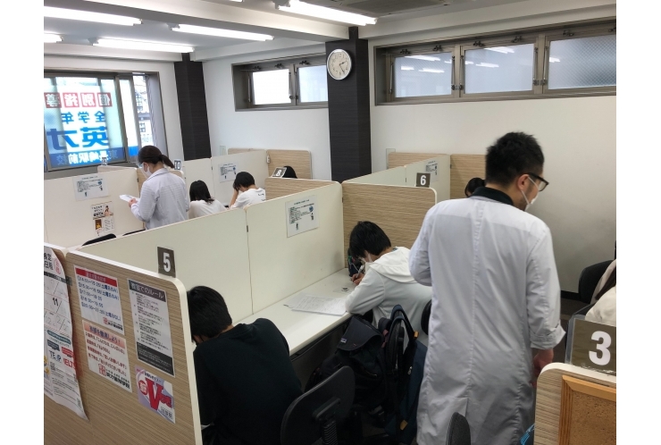 東長崎の塾・個別指導【英才個別学院 東長崎駅前校】明豊中限定のテスト対策実施しています