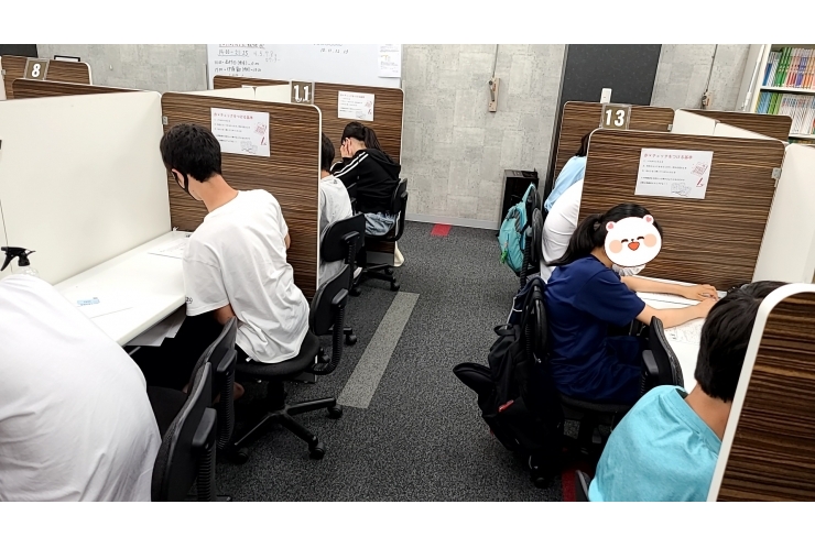 中３生　模擬試験実施中