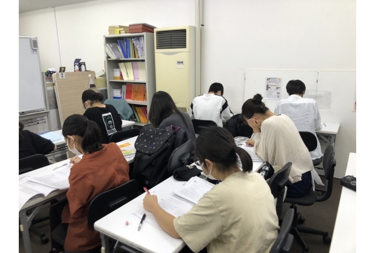 本日もテスト対策会開催中！