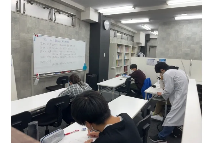 私立中・高校生８時間耐久勉強会!!!