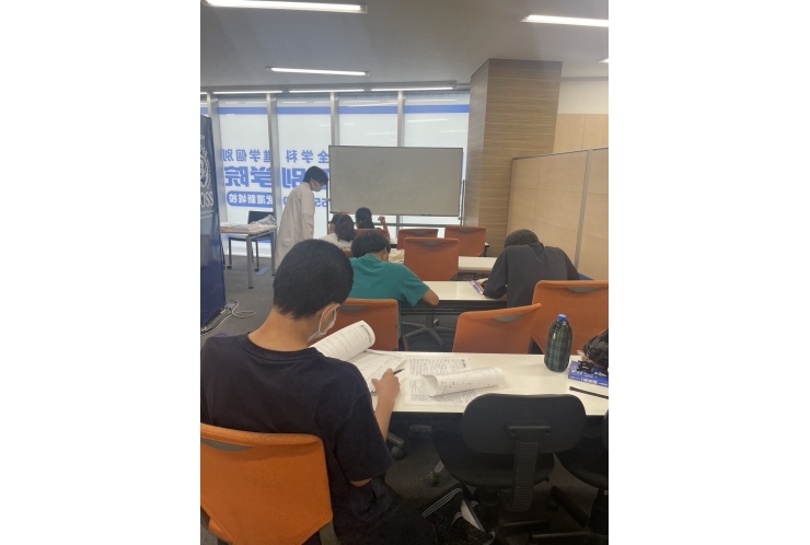 定期テスト対策会実施しております！