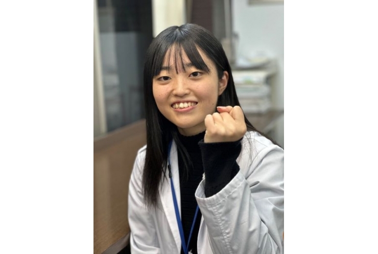 先生紹介　中城まどか　先生