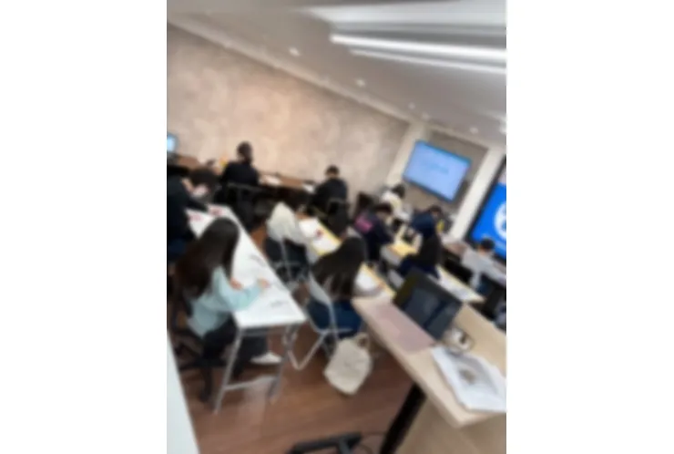 本日も模試開催！！