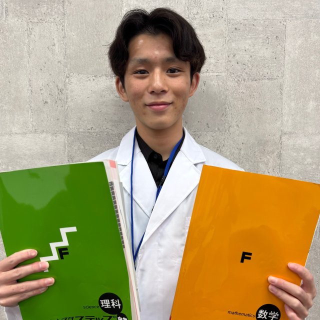 室賀先生