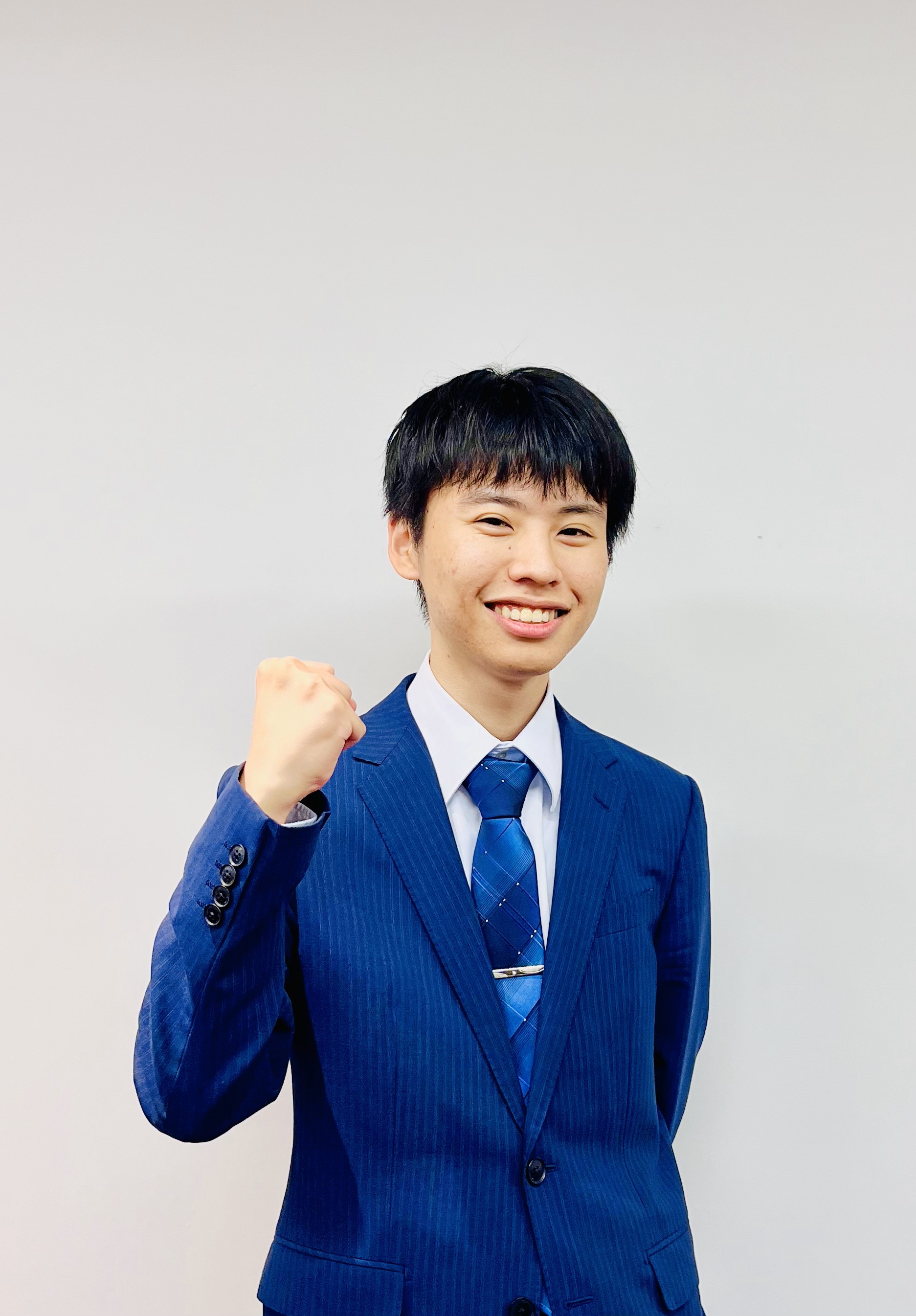 青木　亮一郎